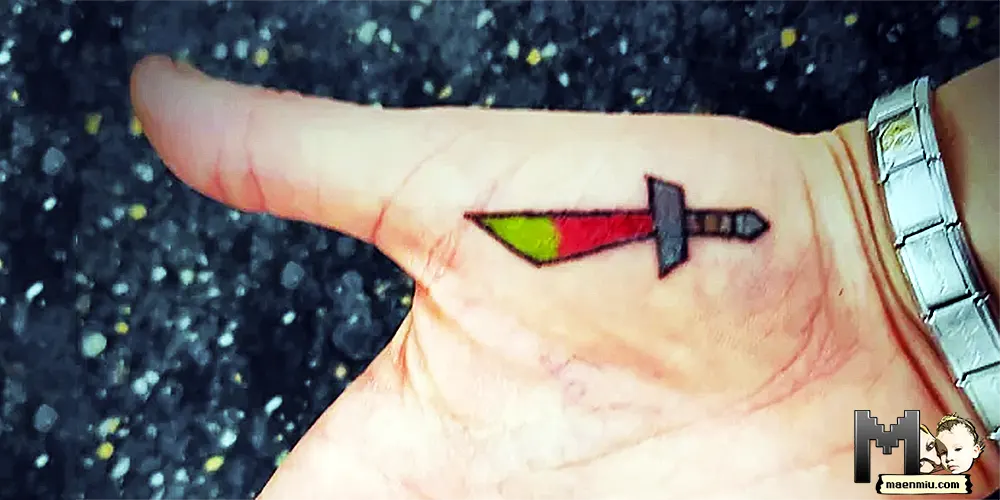 OSRS dragon dagger tattoo, Old School RuneScape tattoo, maenmiu logo